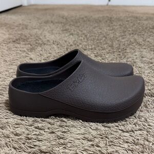 Birkenstock Super Birki PU Brown Unisex Clogs size L9/M7 Workwear Comfort Utlity